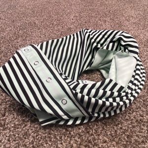 Lululemon Vinyasa Scarf